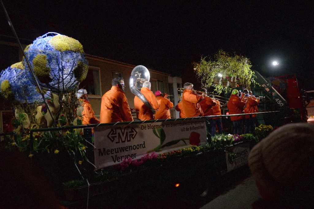 ../Images/Verlicht corso Noordwijkerhout 2019 022.jpg